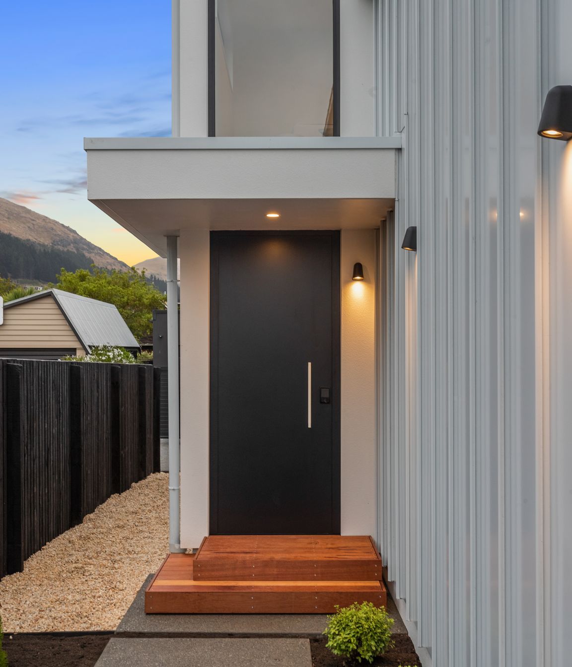 024Open2viewID551562-ColensoSt36Sumner.jpg
