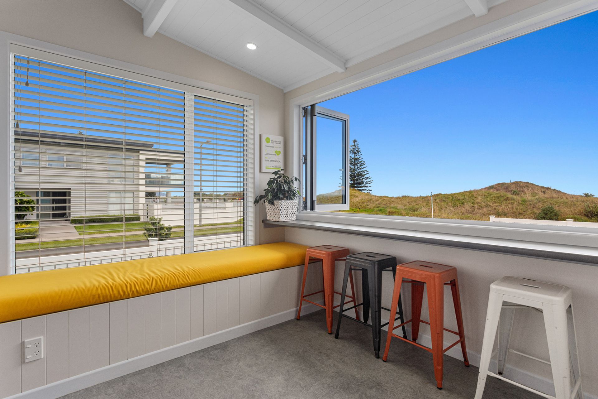 Tiny house living at the beach