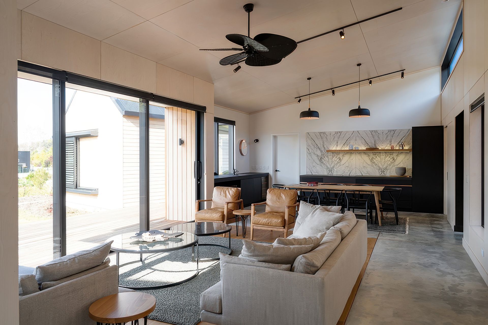10Kitchen-dining-gigapixel-standard-v2-4x.jpeg