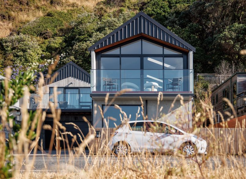 A house on the raw edge