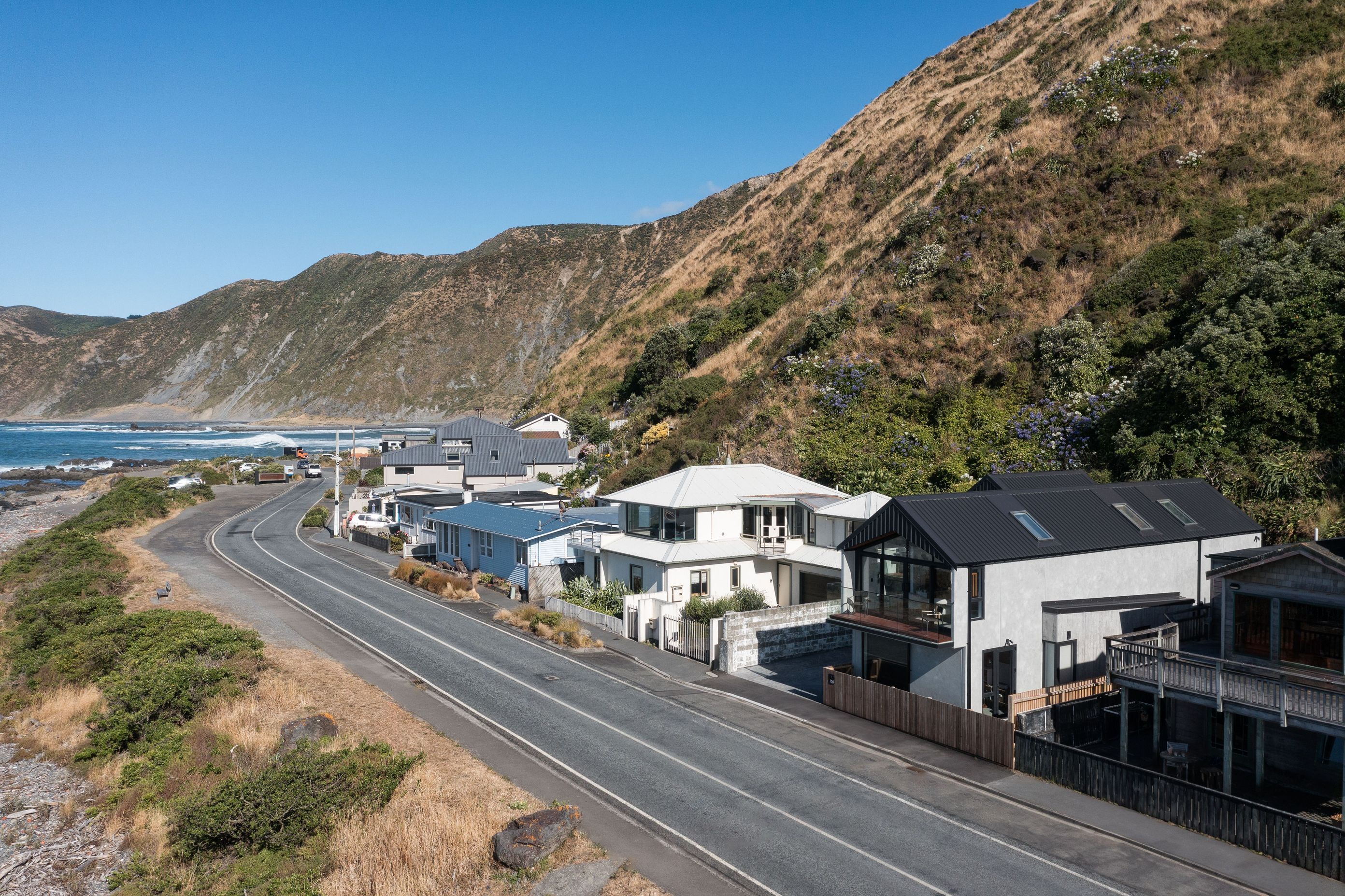 160-Owhiro-Bay-Pde-high-res-010.jpg