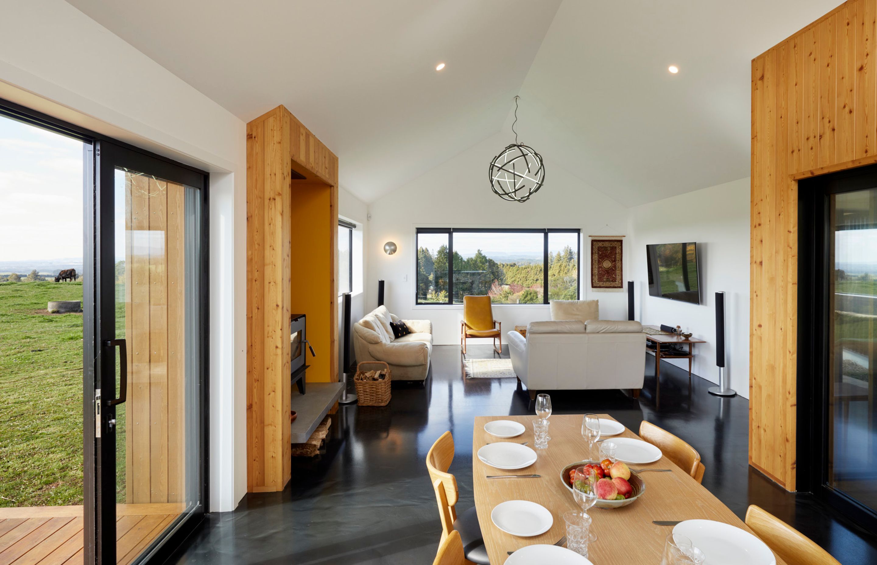 Te Ngahere a Kataraina - Kathy's forest house