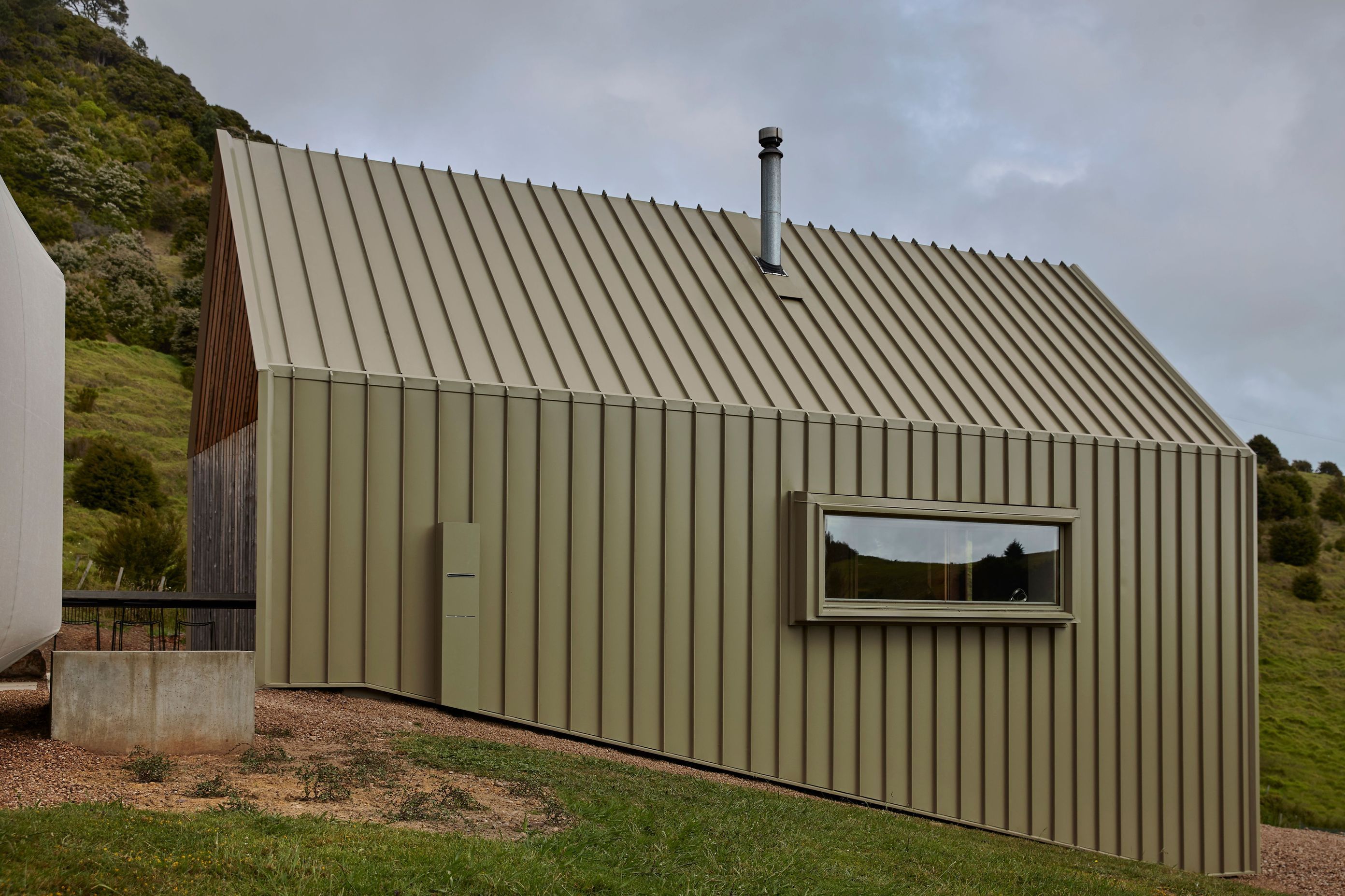 Awaawaroa House