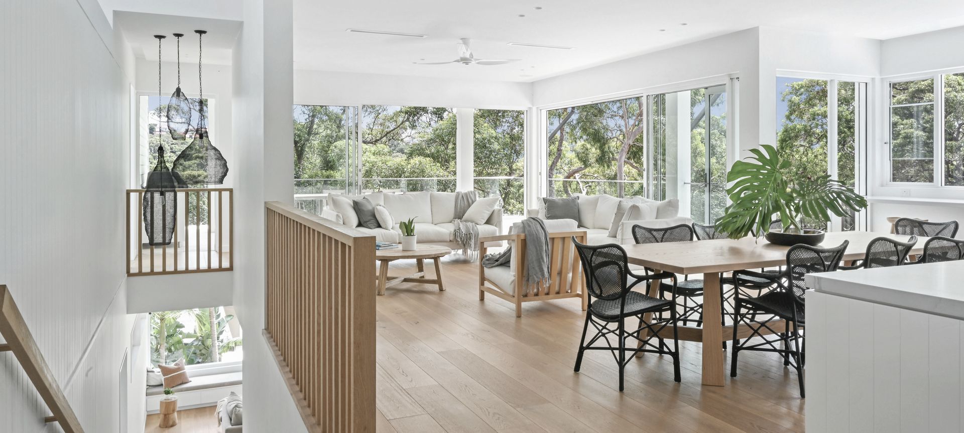1A - Luxury Minimal "Beach House" banner