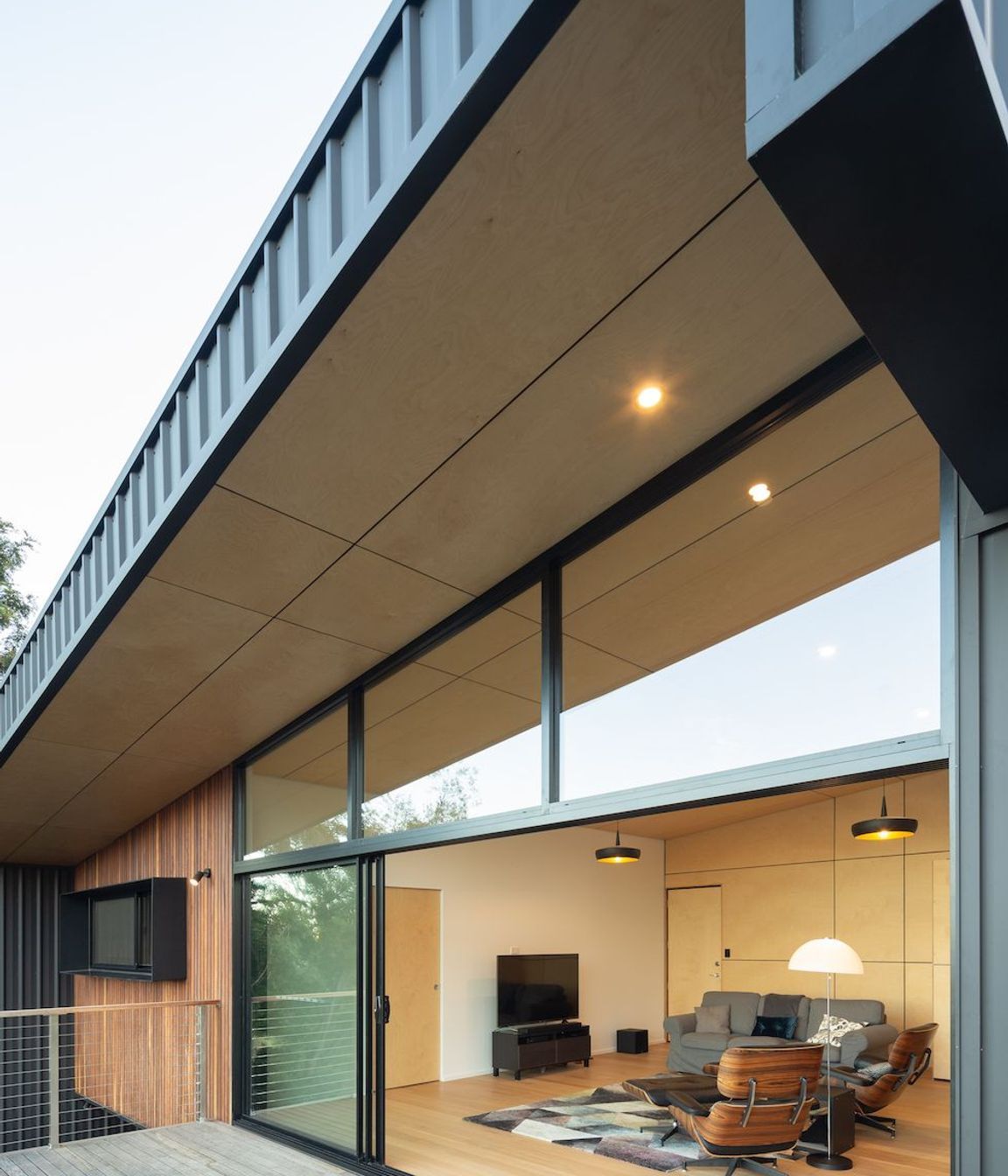 Bonnie Beach Residence