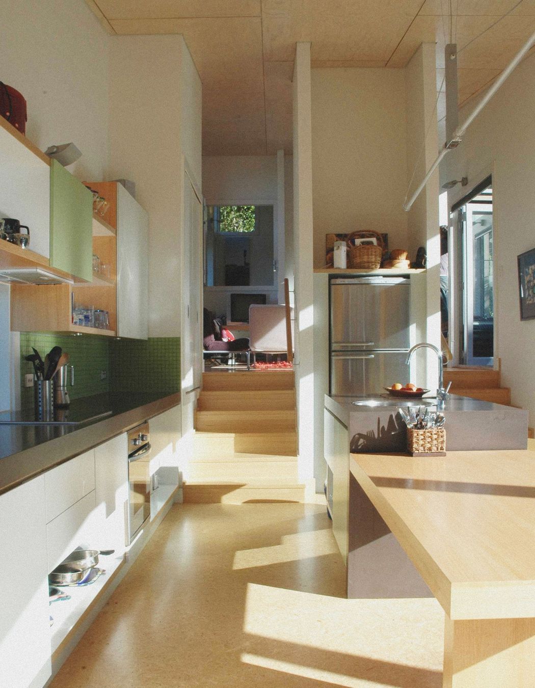 2-kitchen-to-living01.jpg