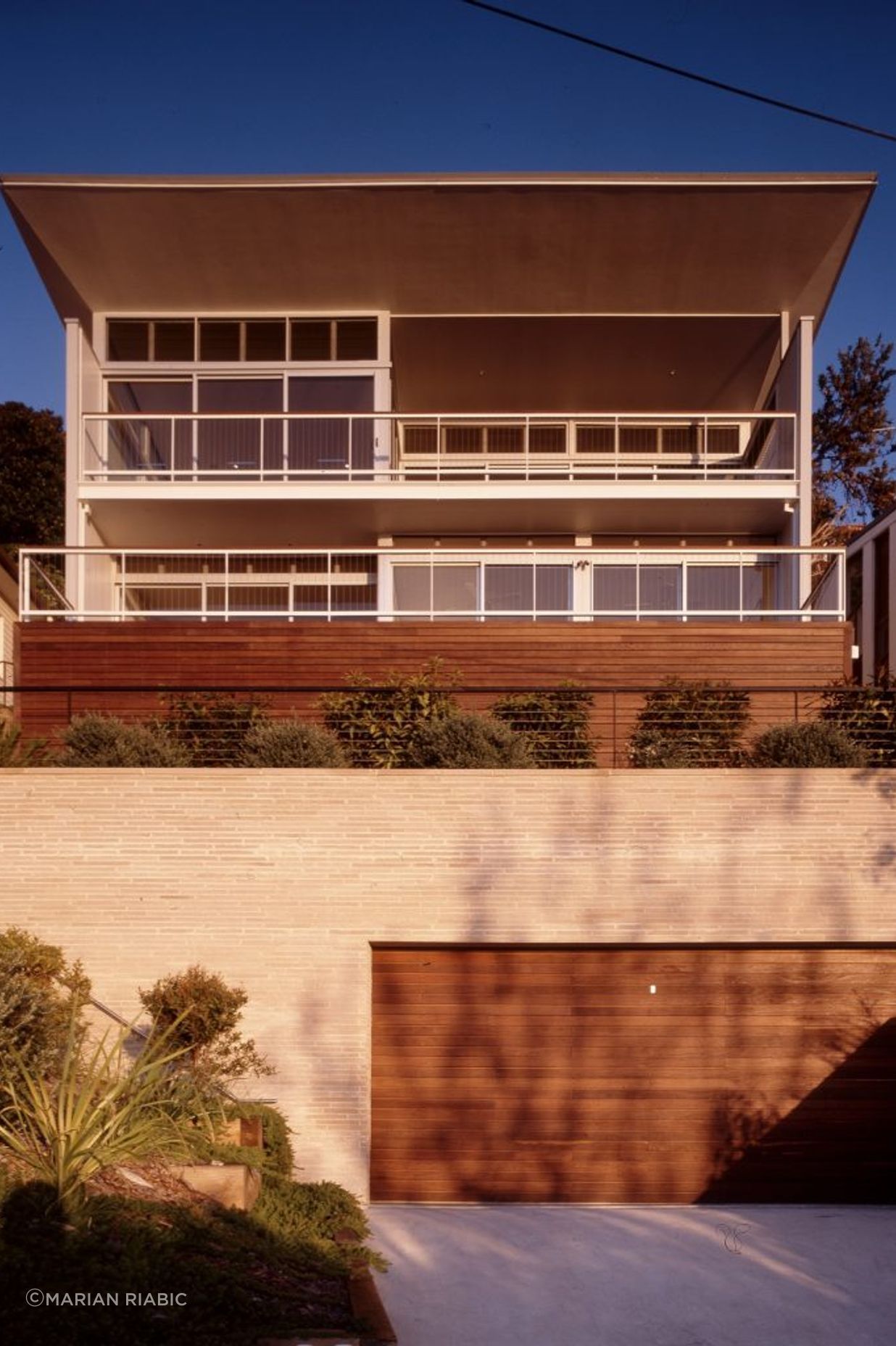 Whale Beach House, 2001