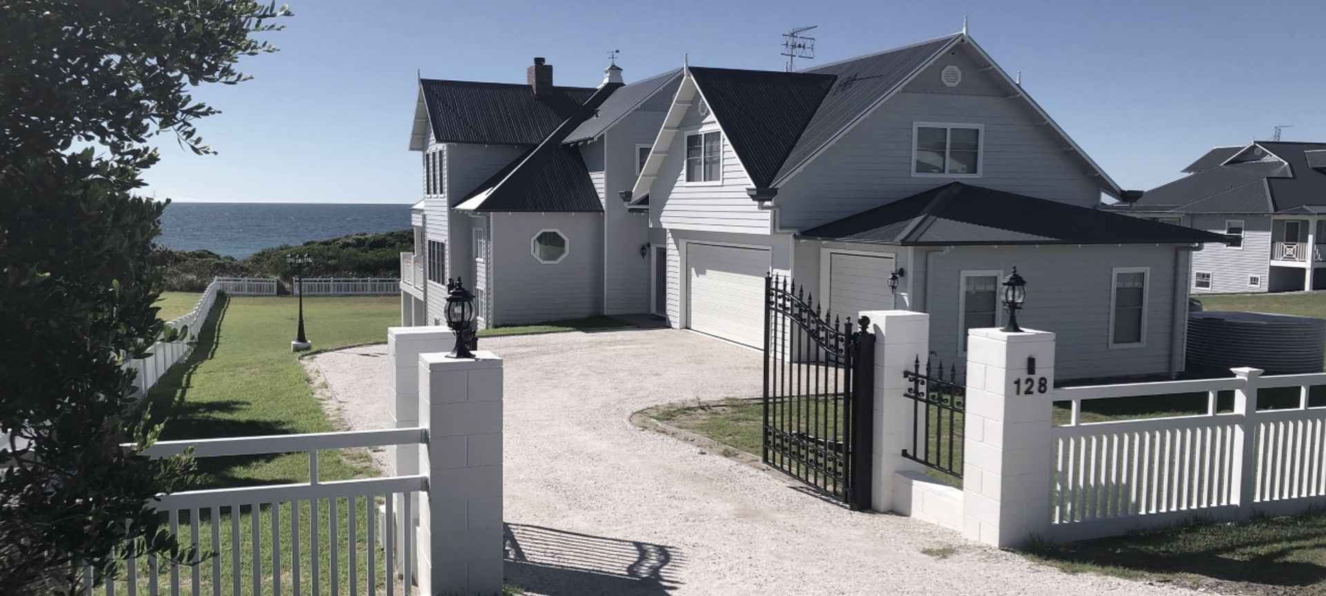 128 Bellbuoy Beach - New Build banner