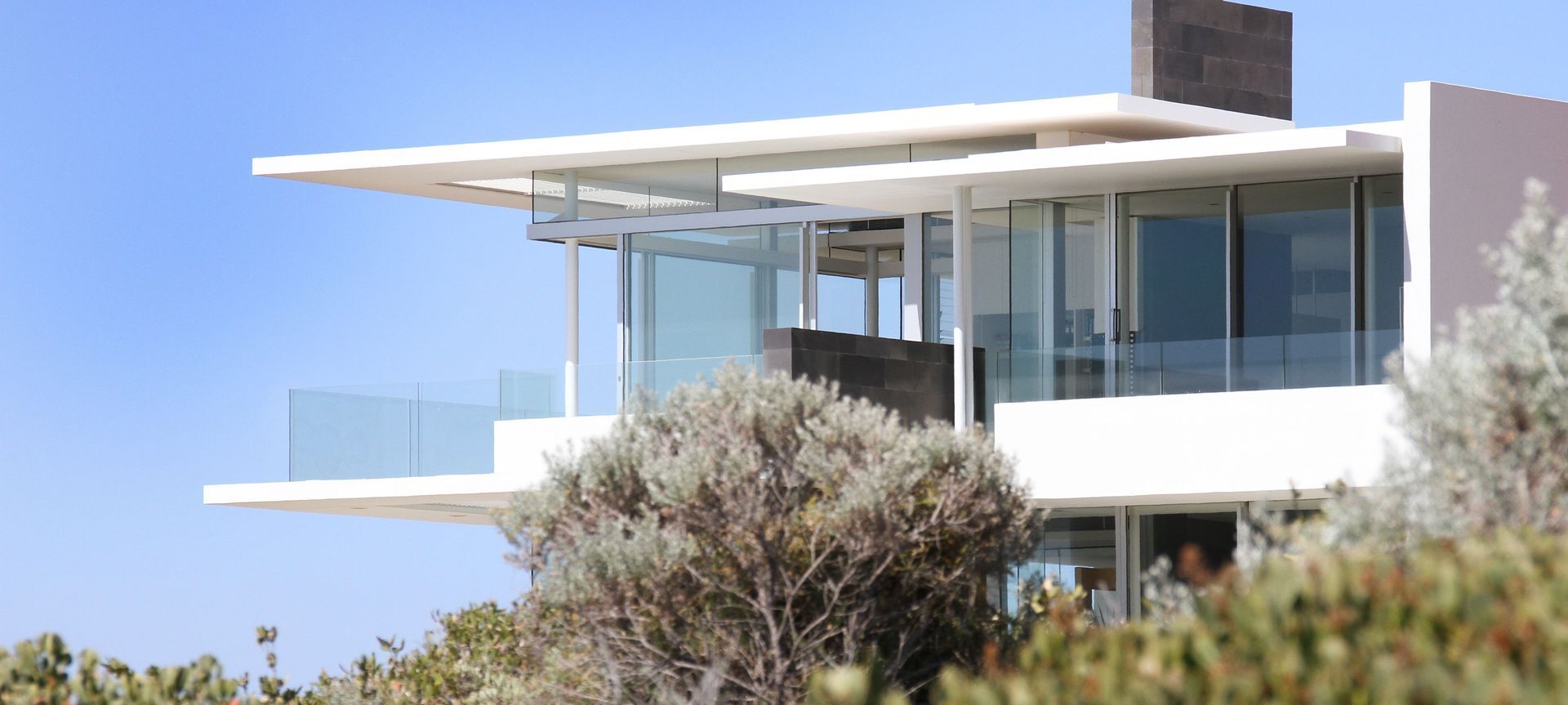 Avalon Bay House banner