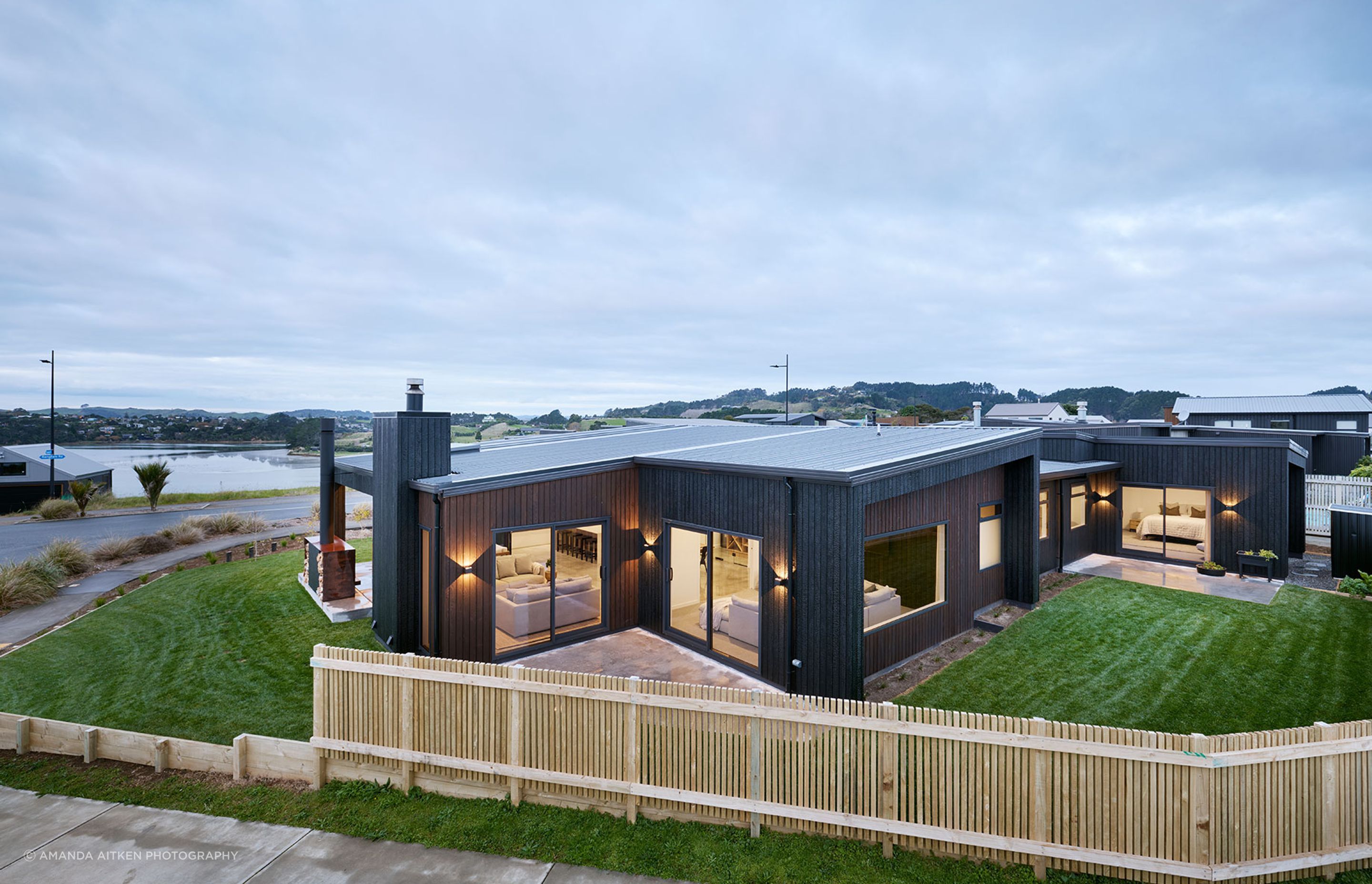 22026timbercladdingexteriorseaviews.jpg