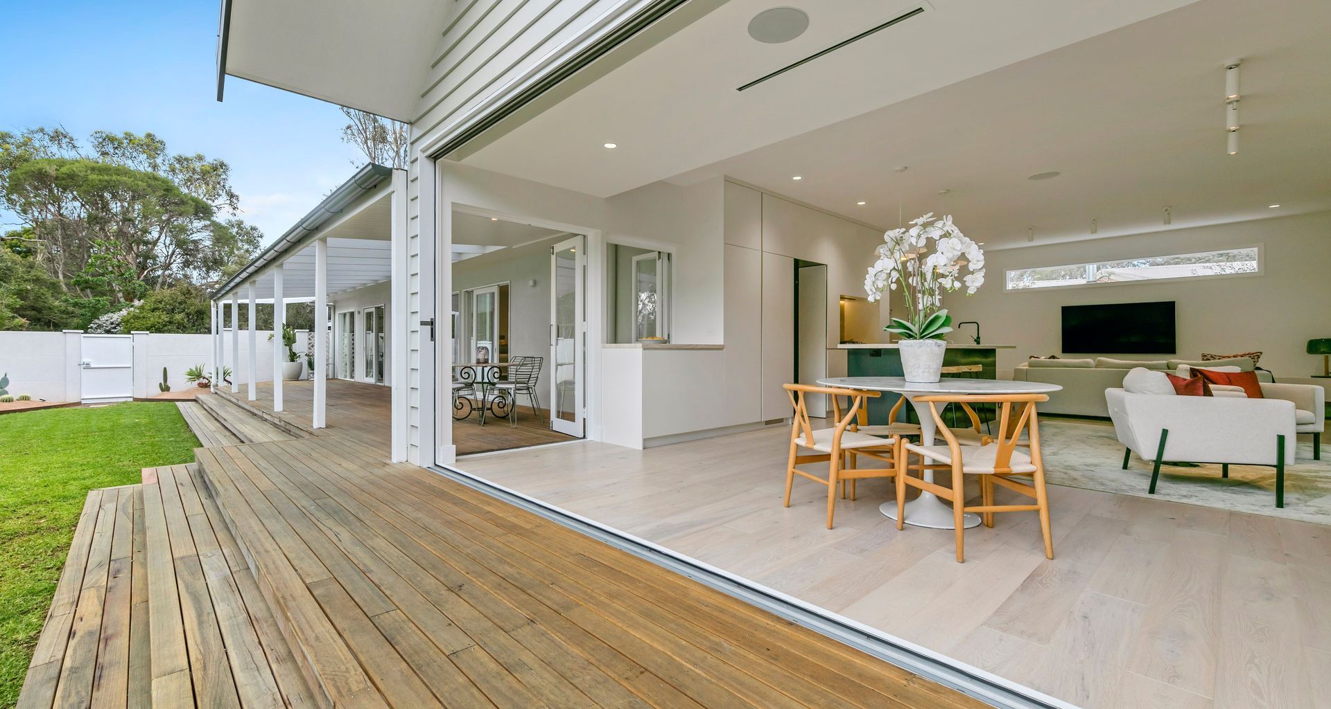 Somers Beach House banner