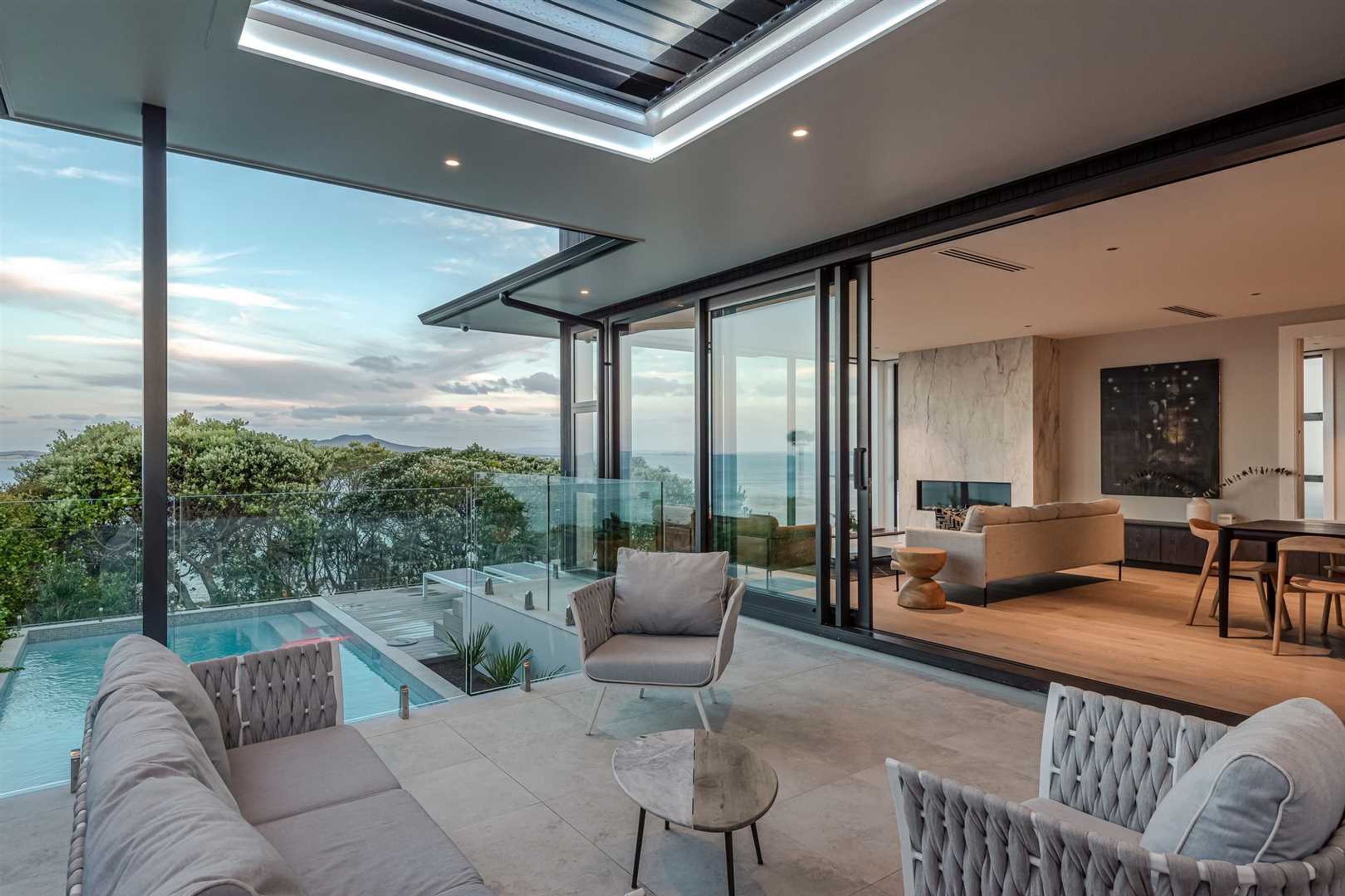 Beach Road, Auckland Central