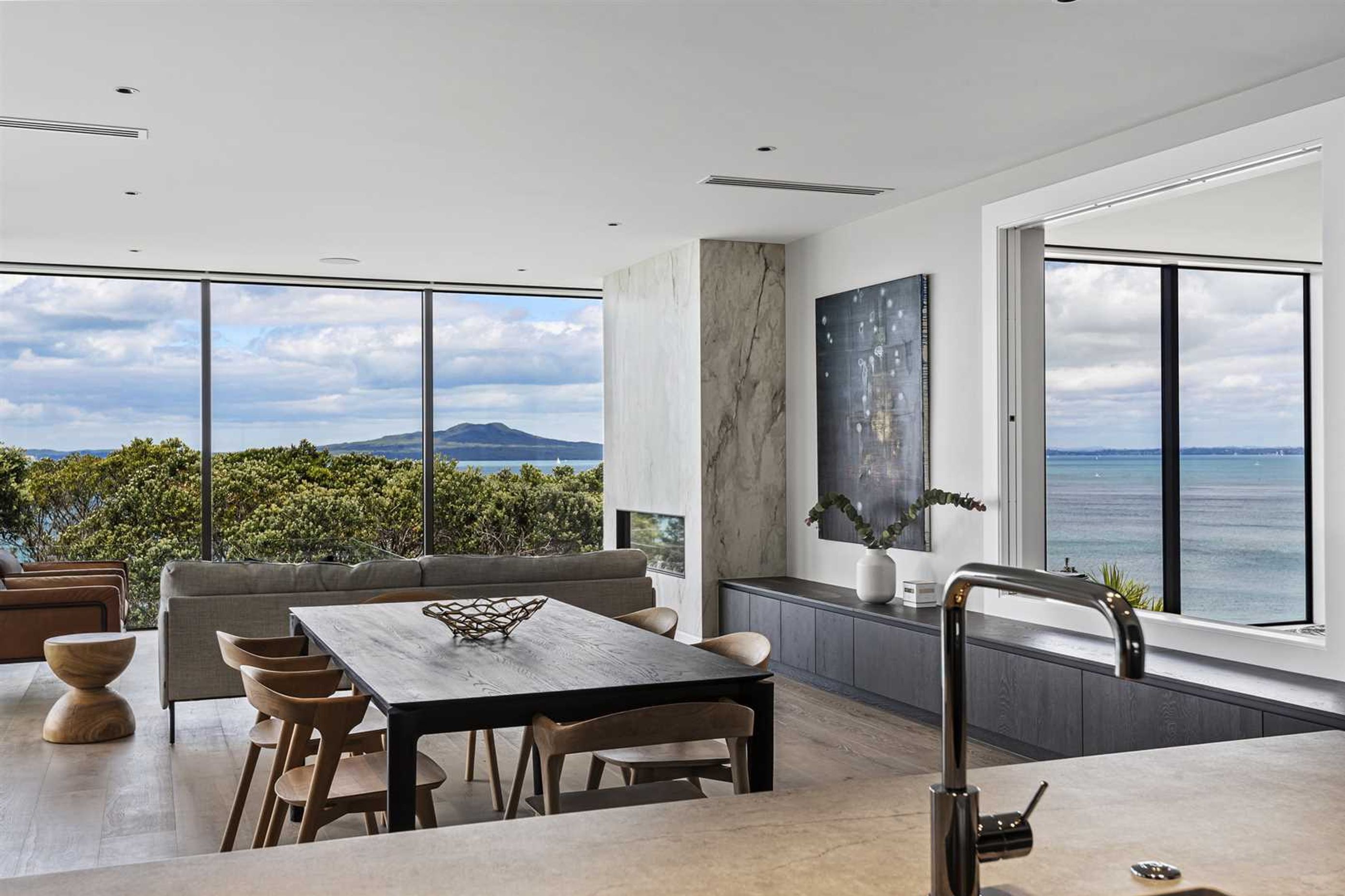 Beach Road, Auckland Central