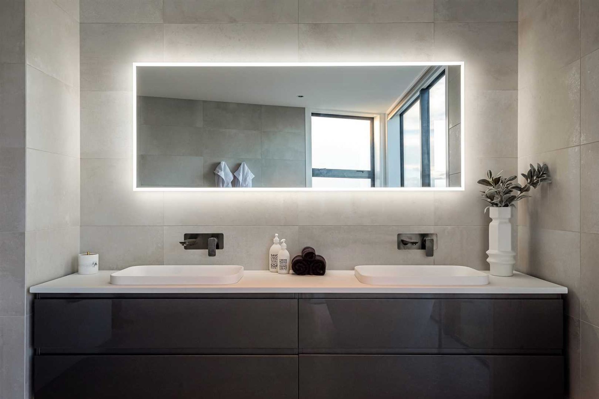 Beach Road, Auckland Central