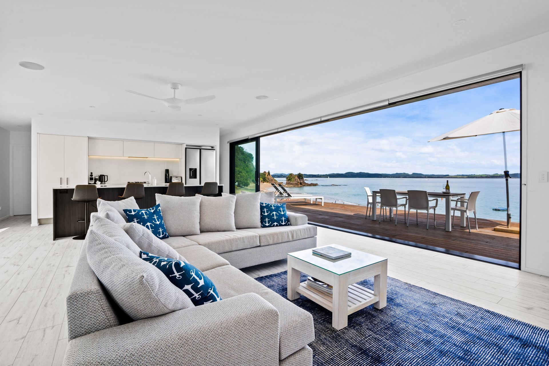 Seascape - Tapeka Point, Russell