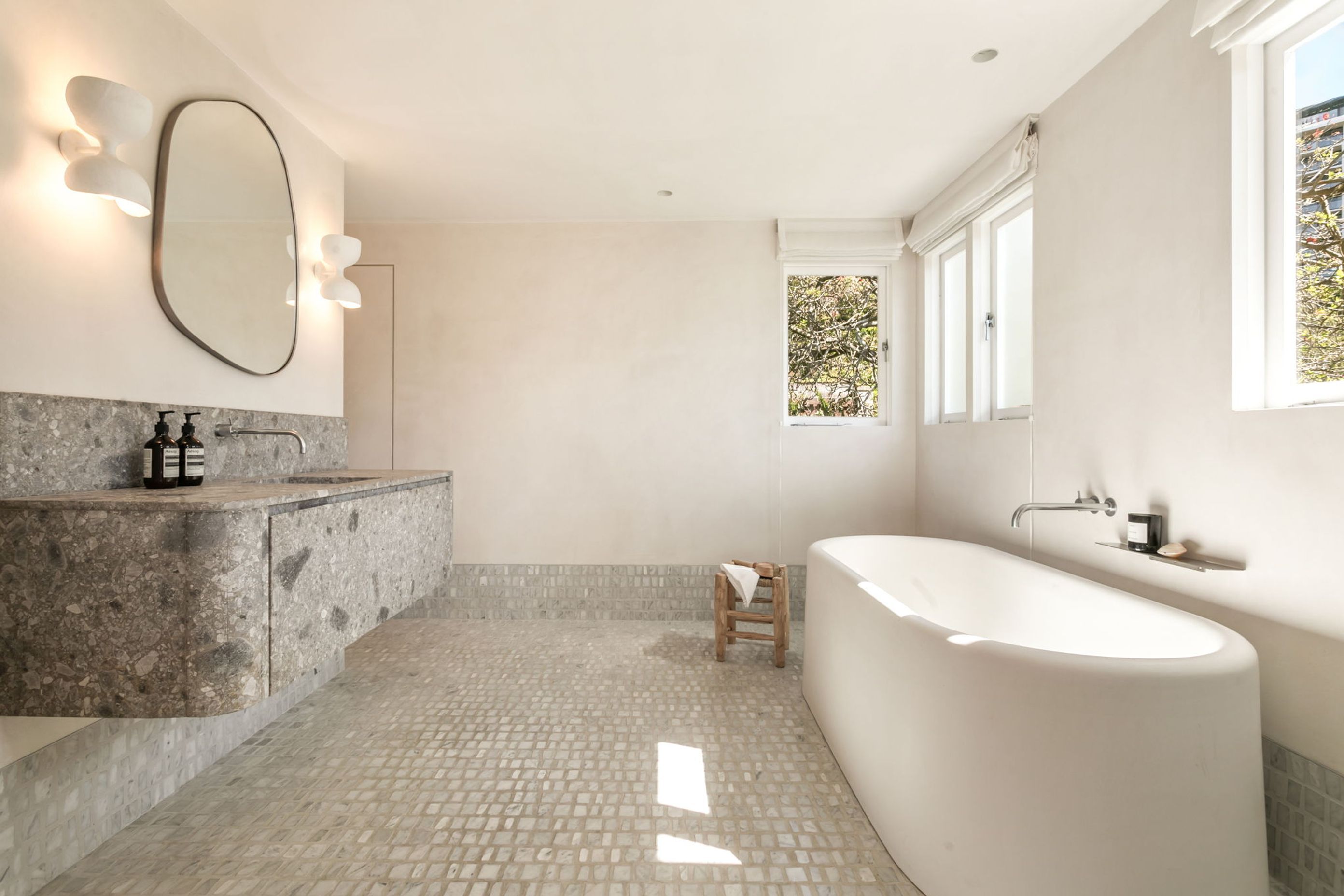 24-Wolaroi-Cres-Tamarama02.jpg