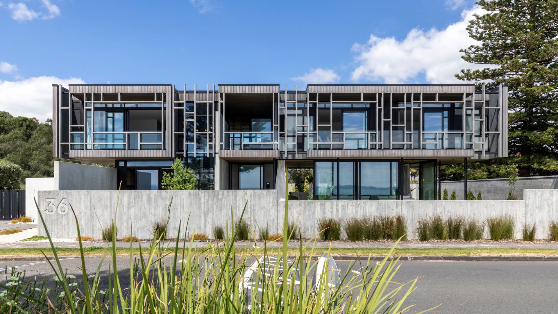 Eastern Beach House | ArchiPro video