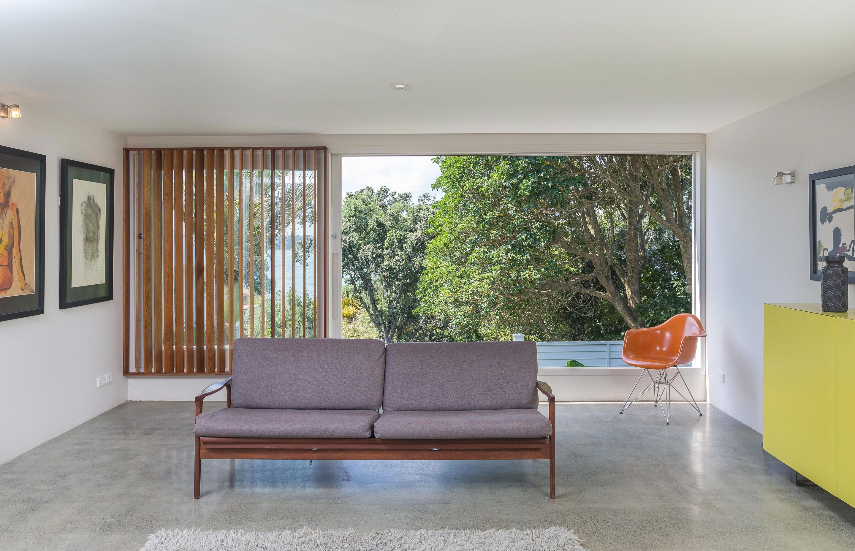 2nd-lounge.jpg