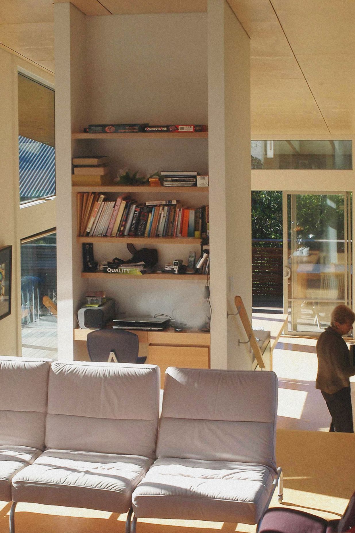 3-living-to-kitchen01.jpg
