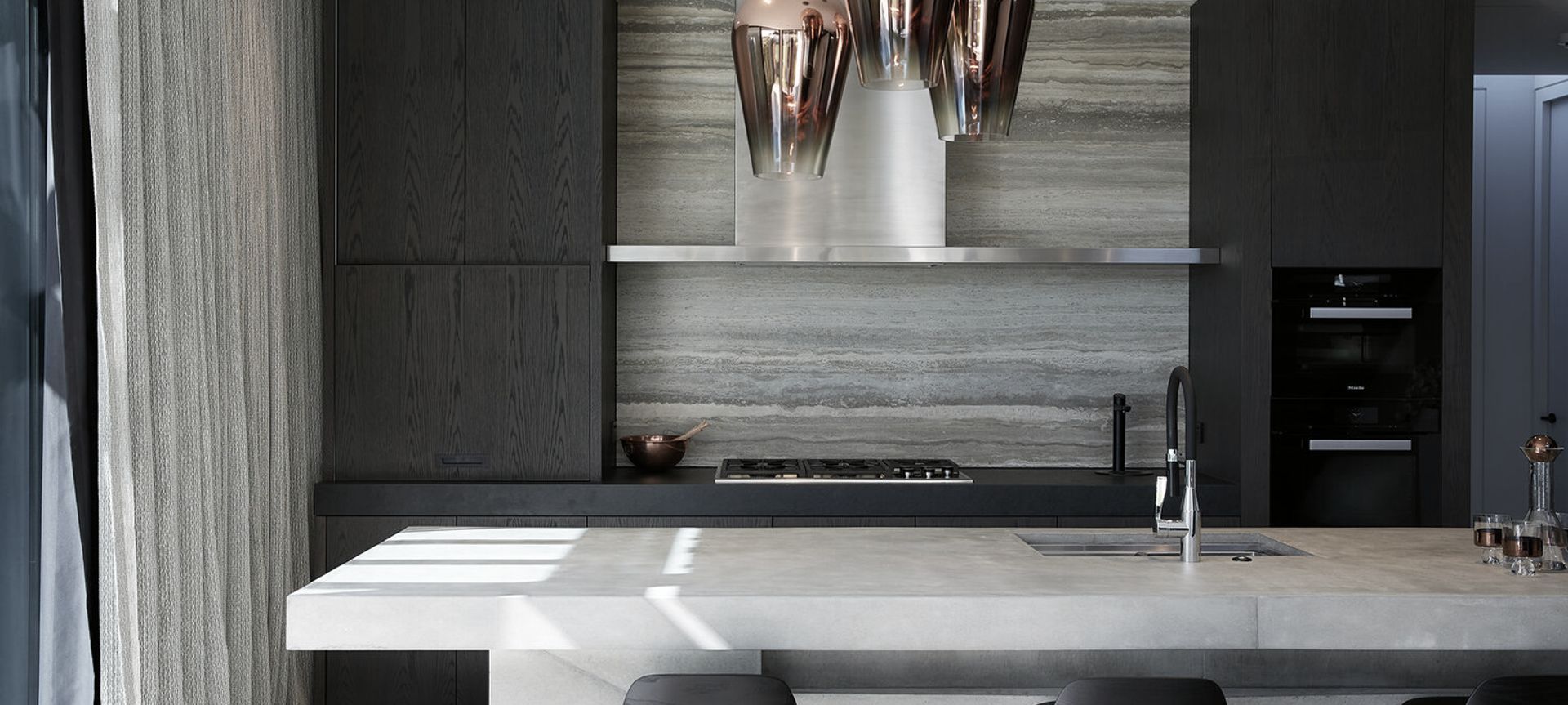 Milford beach house - a love letter to Modernism  banner