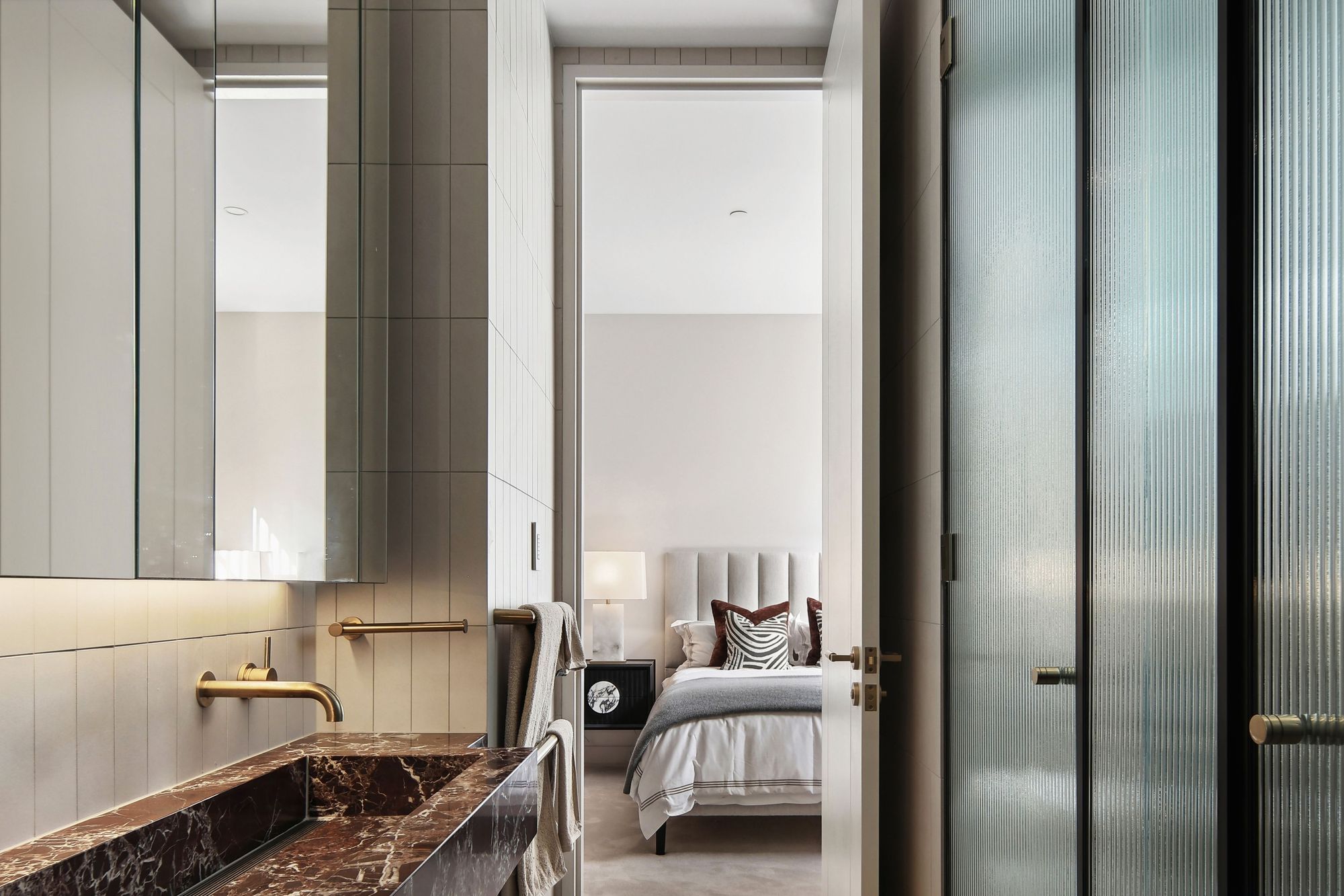 41aBenelongCresBellevueHilHighBathroom2.jpg
