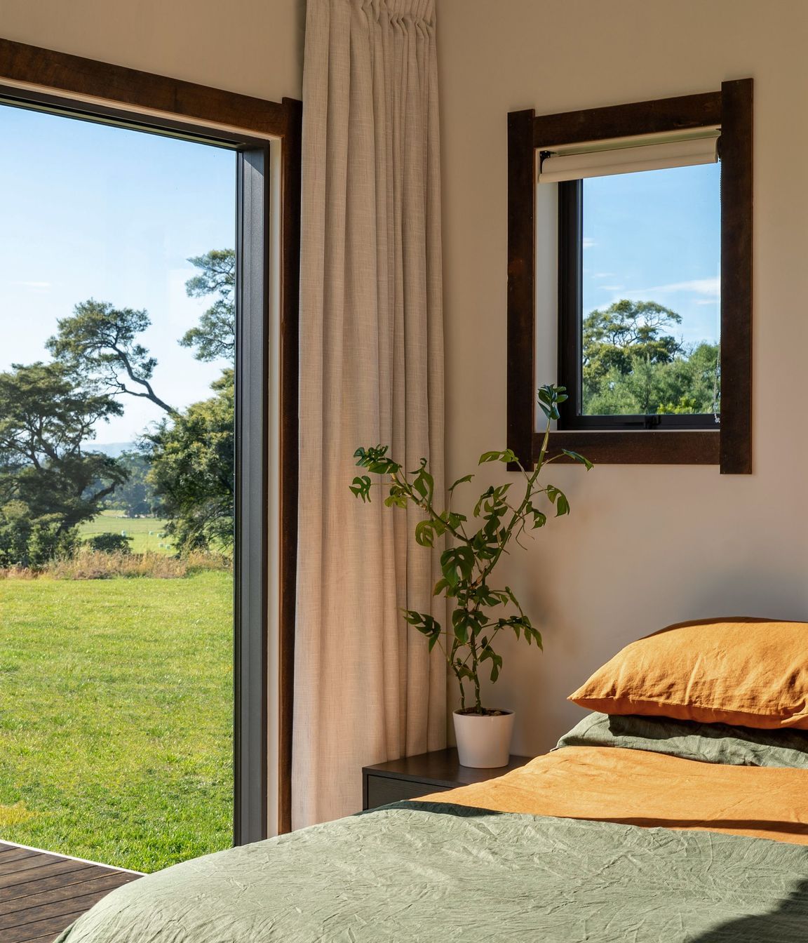 Small Lifestyle Living