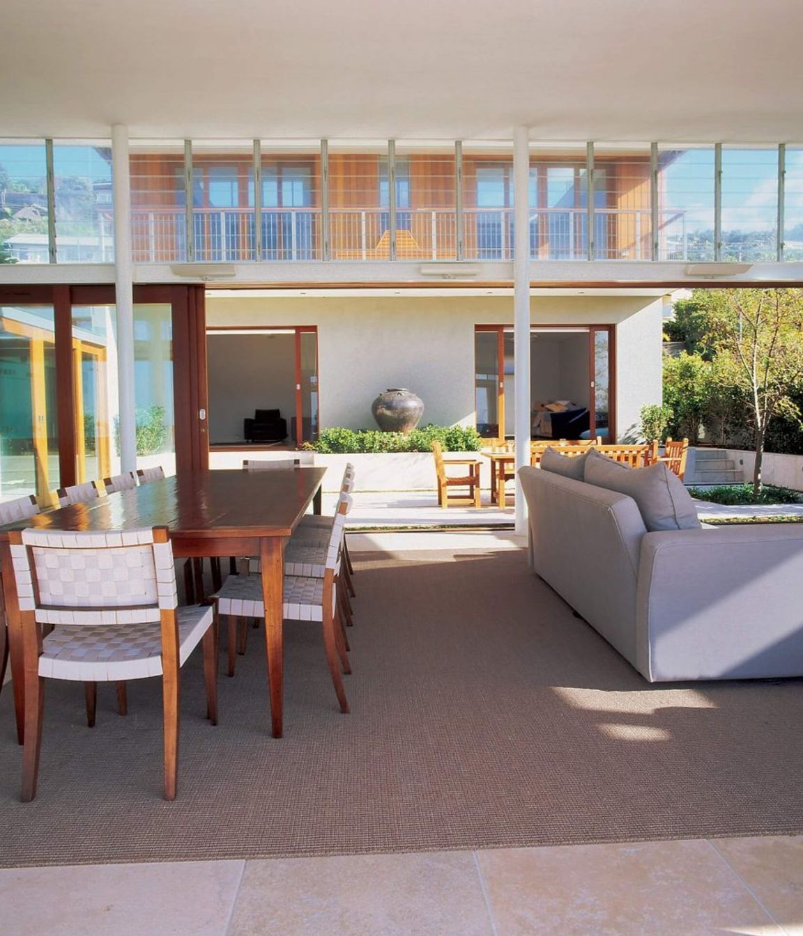 Palm Beach House, 2001