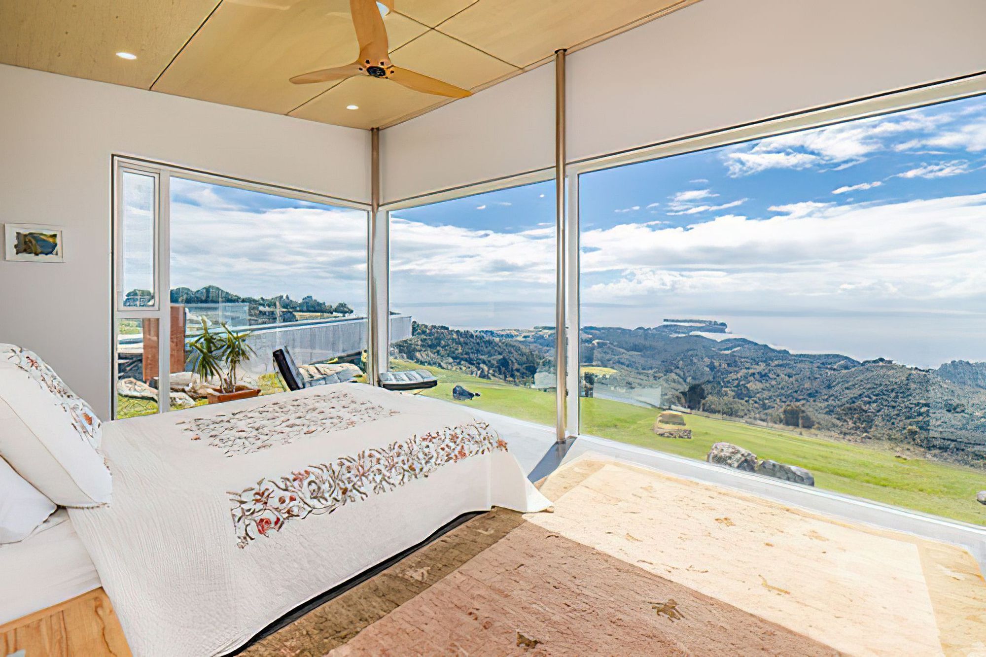 Te Ngaere Bay