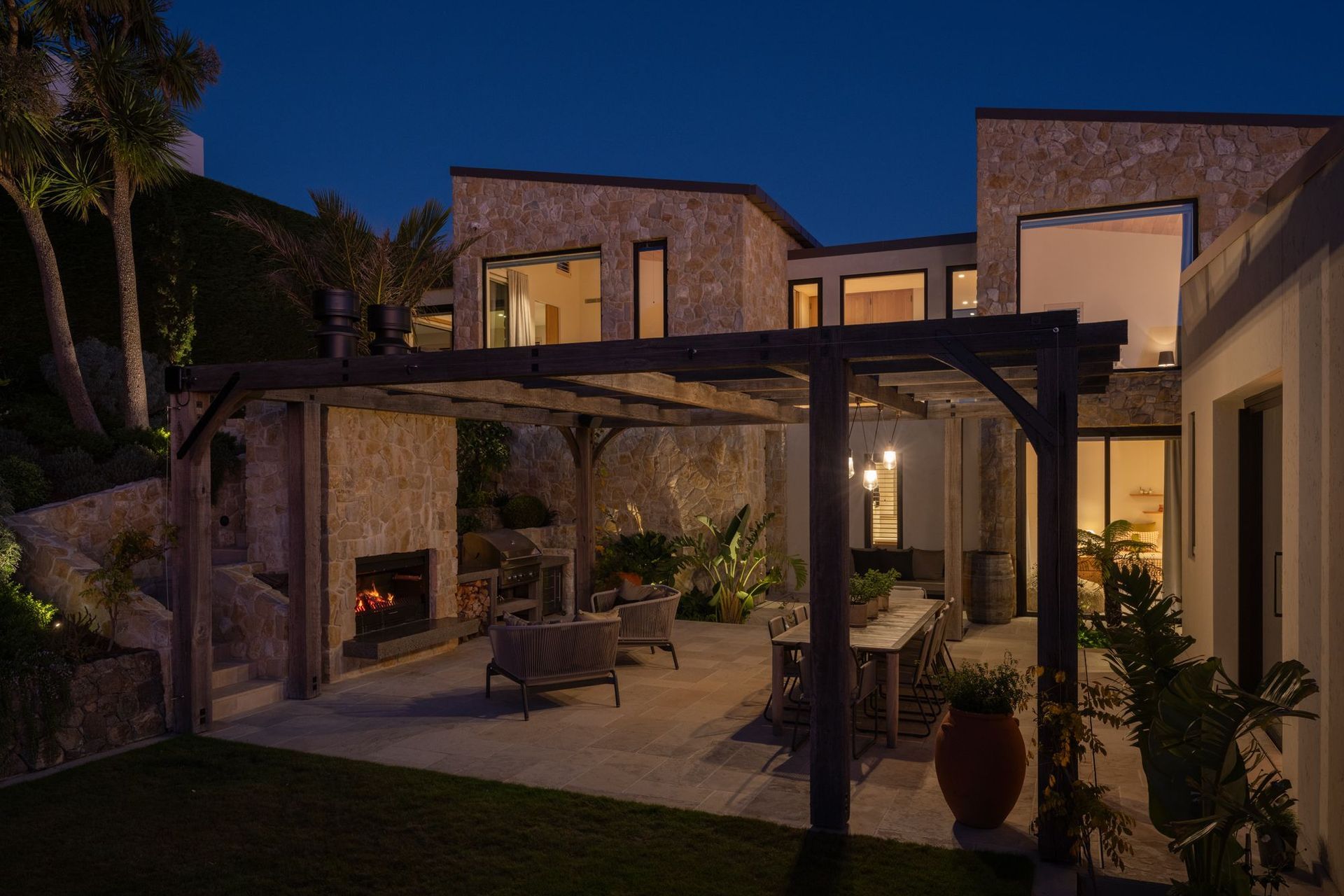 6500-Mediterranean-House-Whitaker-Architects-Devitt-low-res-10.jpg