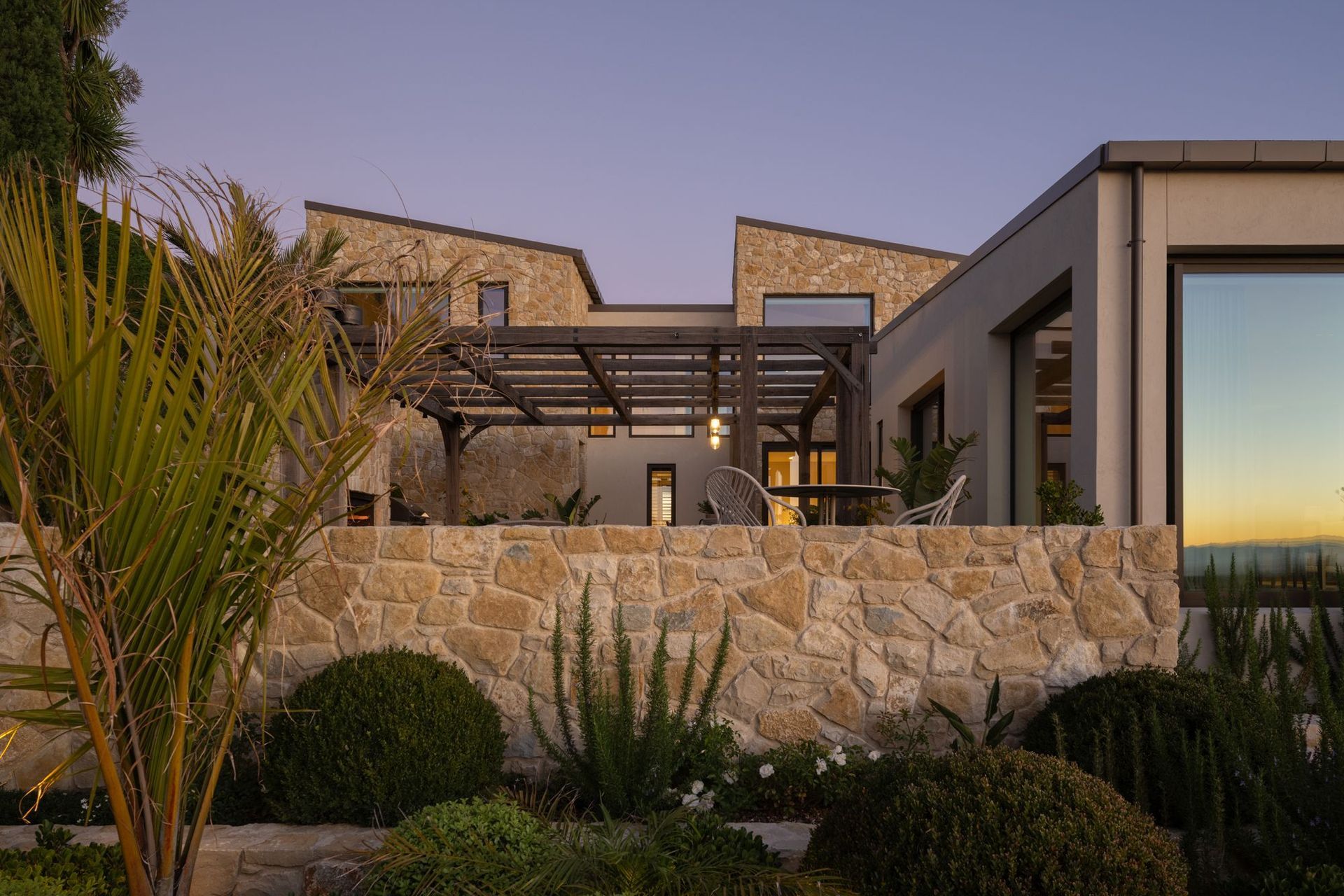 6500-Mediterranean-House-Whitaker-Architects-Devitt-low-res-7.jpg