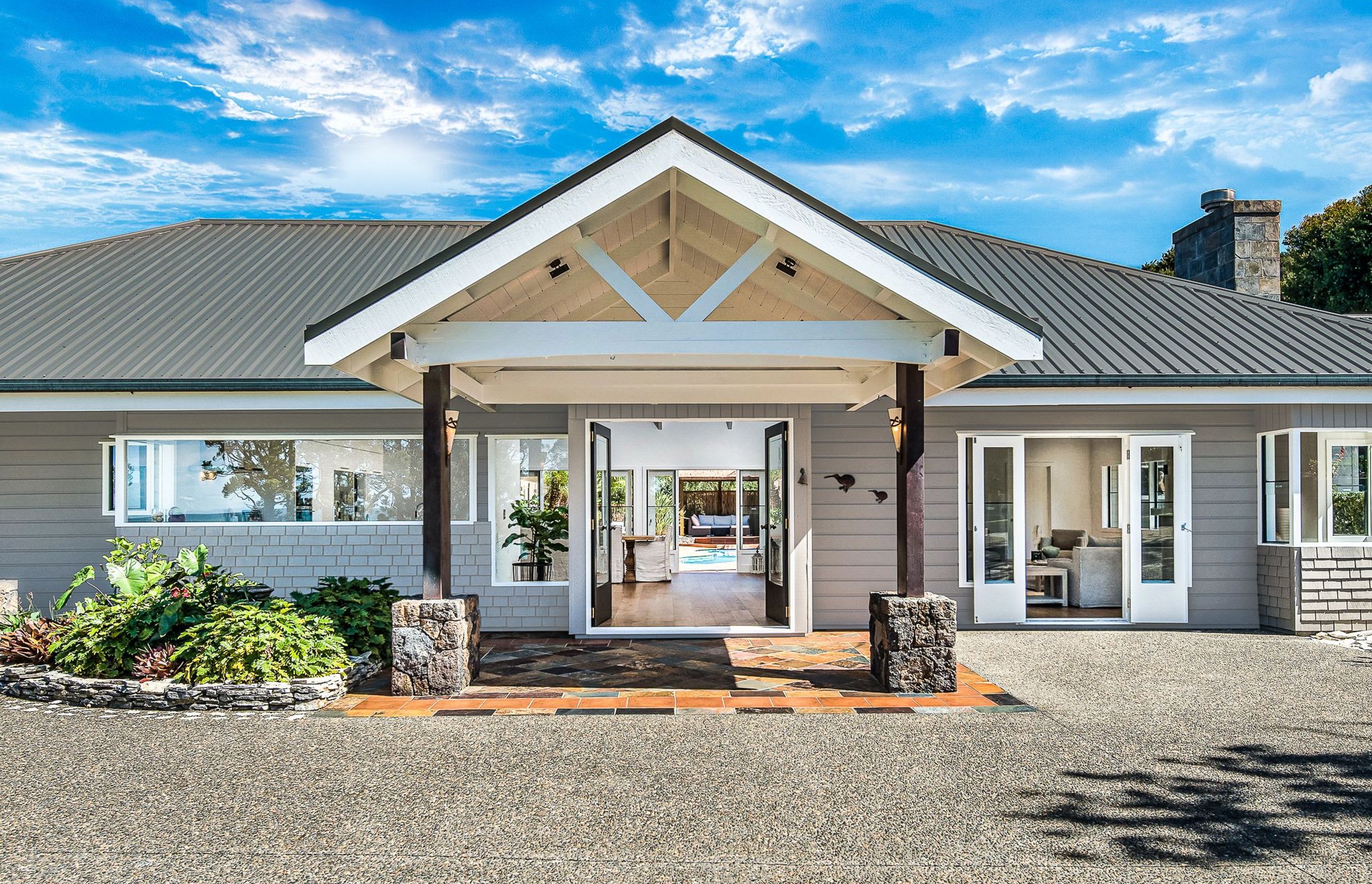 Sandspit Beach House