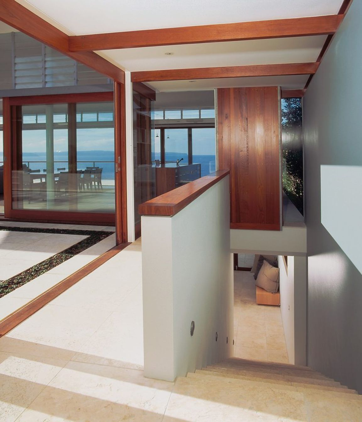 Palm Beach House, 2001