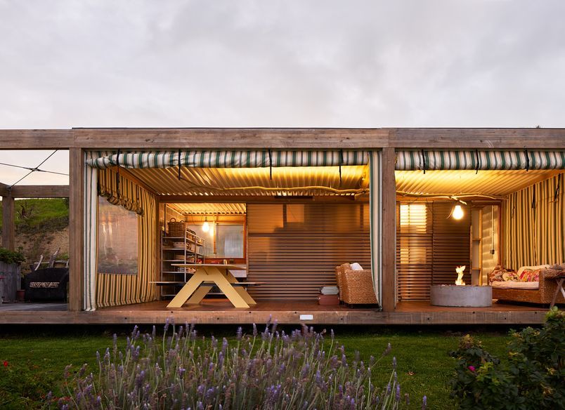 Otaraia Road Beach Shelter