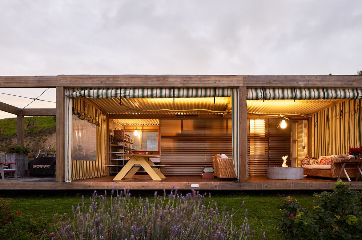 Otaraia Road Beach Shelter