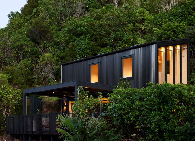 Honeymoon Bay Bach