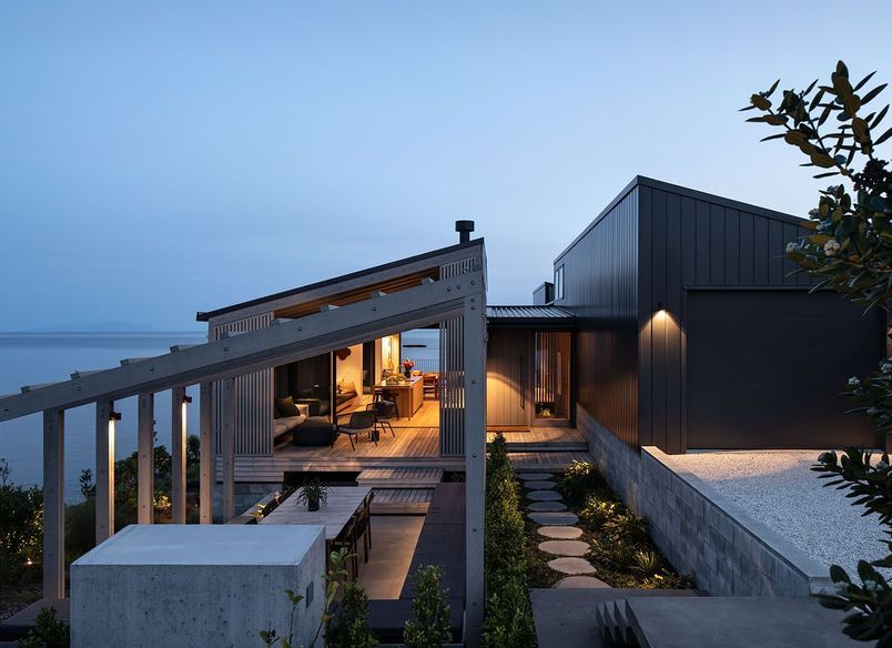 Reef House, Leigh
