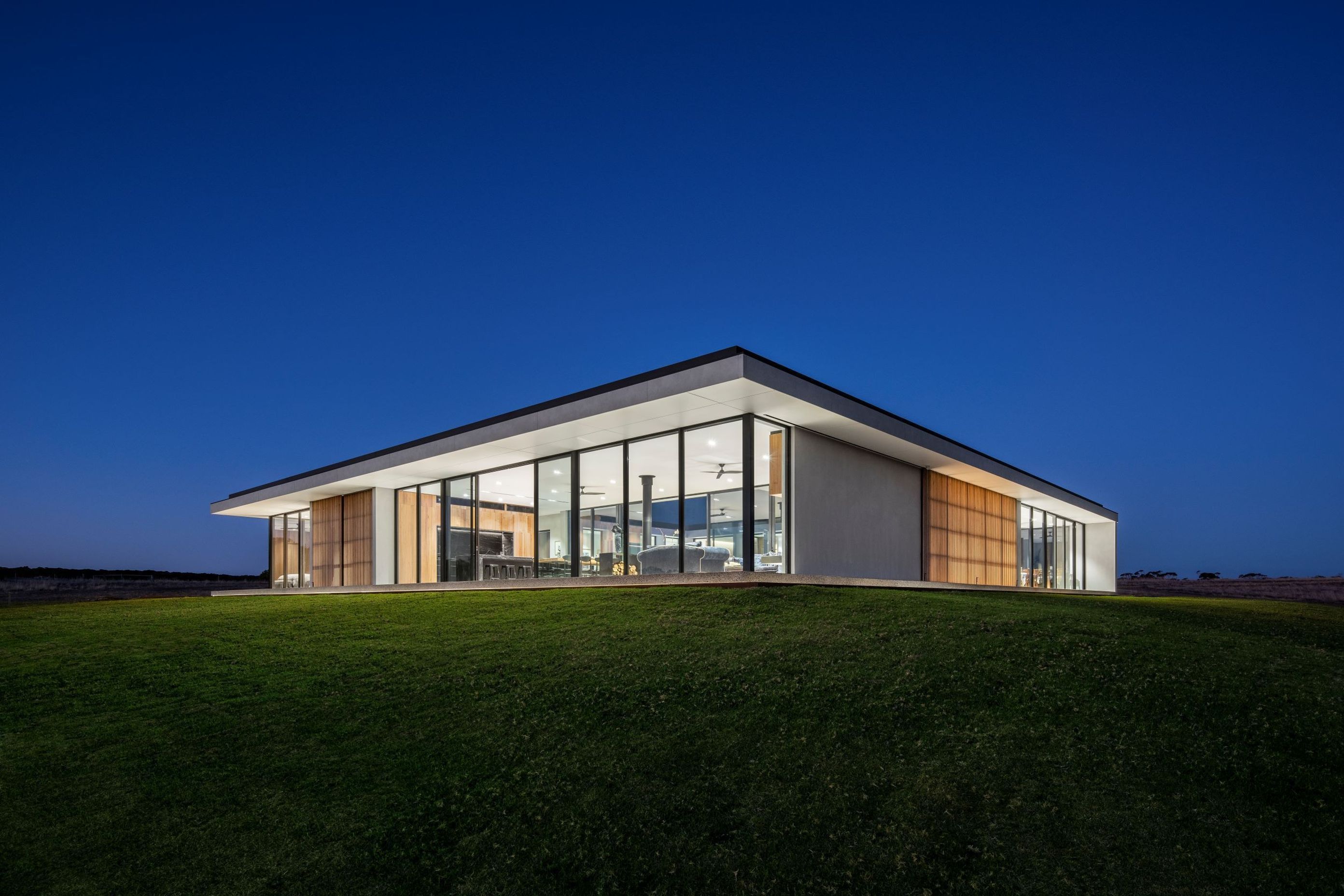 AX-i1000FS-DS-Hawks-Nest-Residence-SA-Exterior-5.jpeg