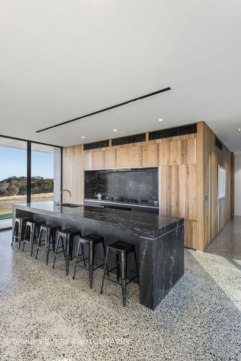 AX-i1000FS-DS-Hawks-Nest-Residence-SA-Kitchen.jpeg