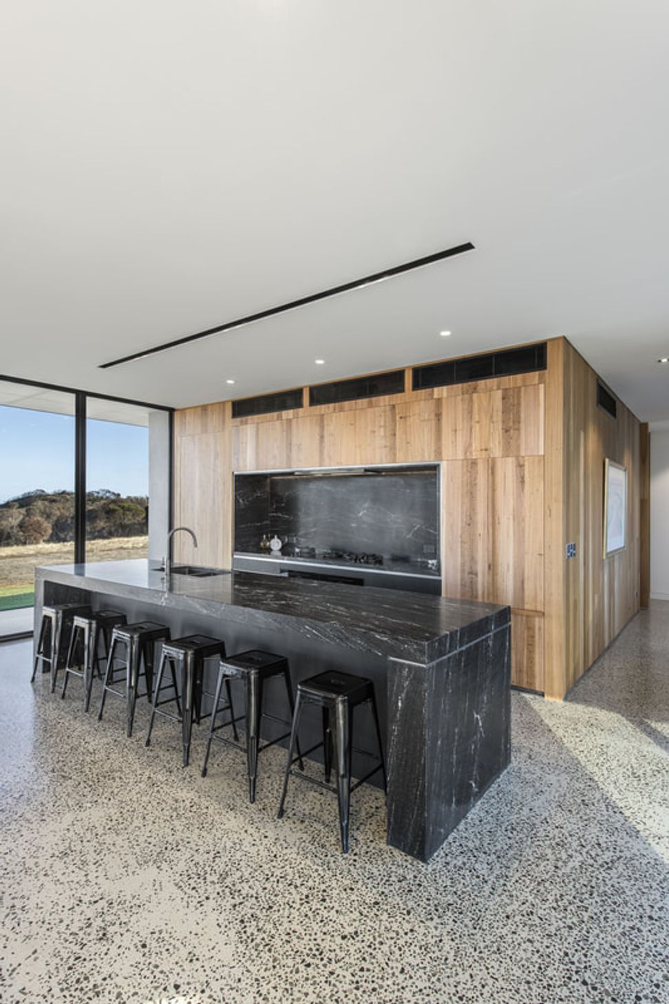 AX-i1000FS-DS-Hawks-Nest-Residence-SA-Kitchen.jpeg