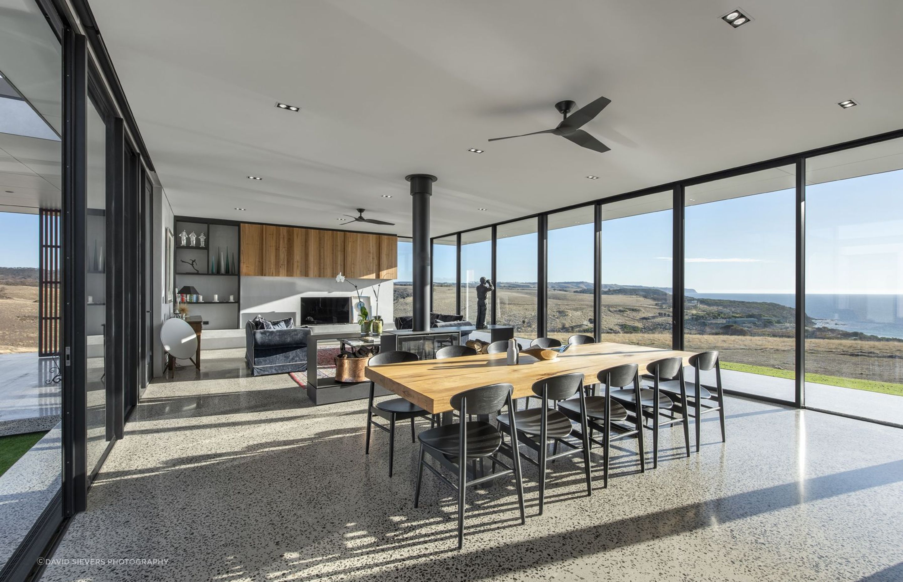 AX-i1000FS-DS-Hawks-Nest-Residence-SA-Living-1.jpeg