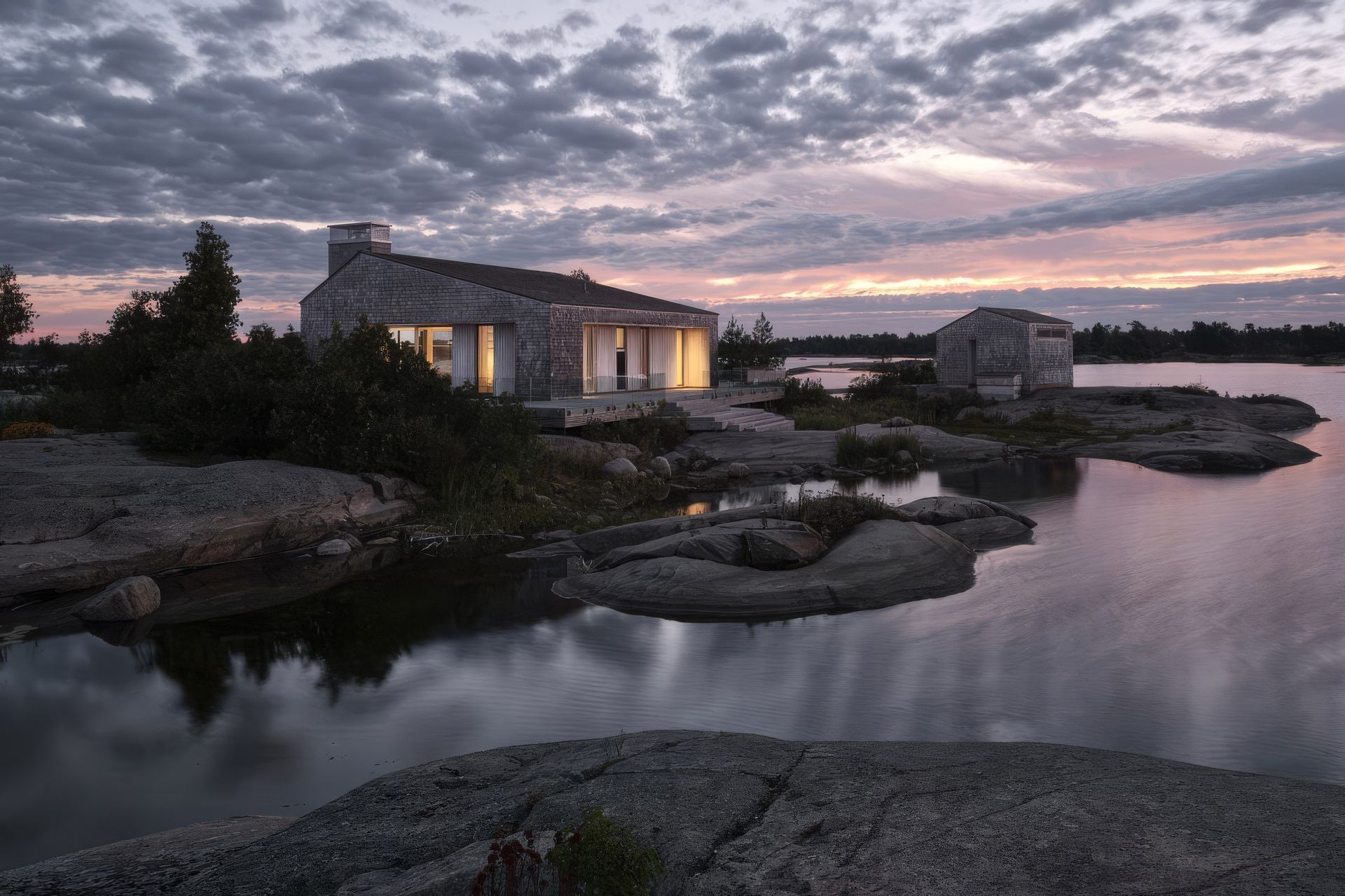 AkbWhistlingWindIsland6-1200x800-upscaled-by-Replicate.jpg