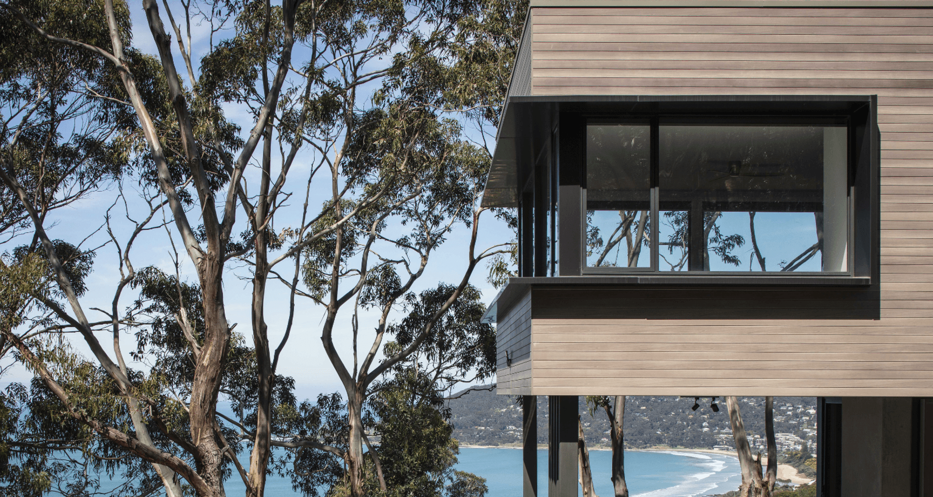 Lorne Coastal Luxury banner
