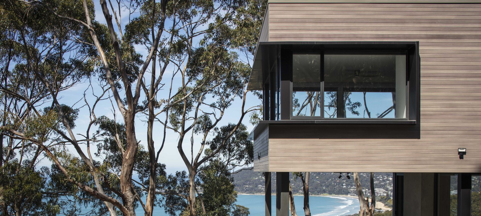 Lorne Coastal Luxury banner