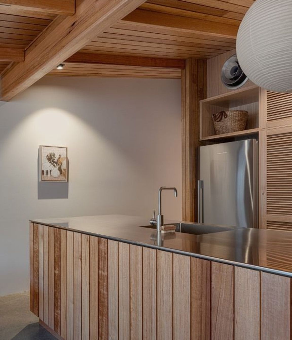 Aus-OakIronAshNormanville-Beach-HouseAdam-Johnson-Design-1.jpg