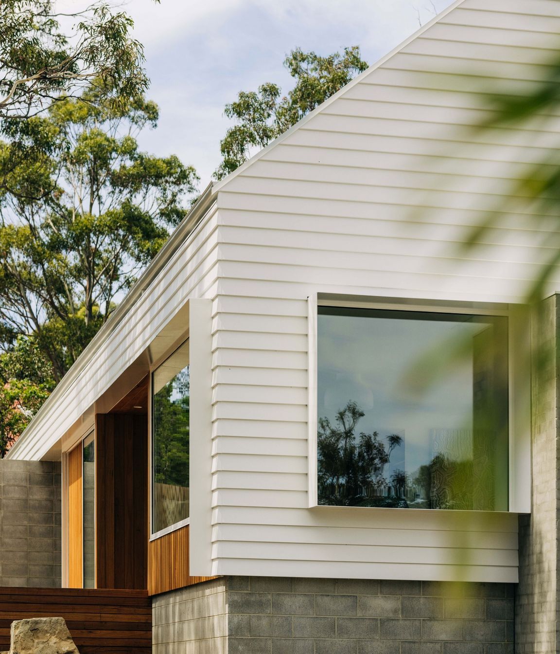 BLUFF-HOUSE10-v2.jpg
