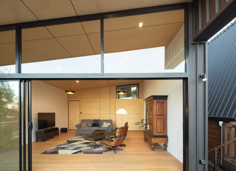 Bonnie Beach Residence