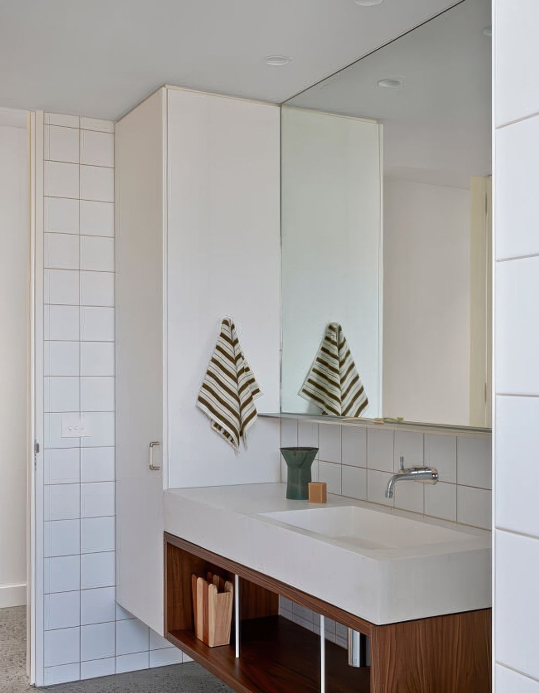 Bower-BlairgowrieBeachHouse-Image-31-high-fidelity-v2-13x-v2.jpeg