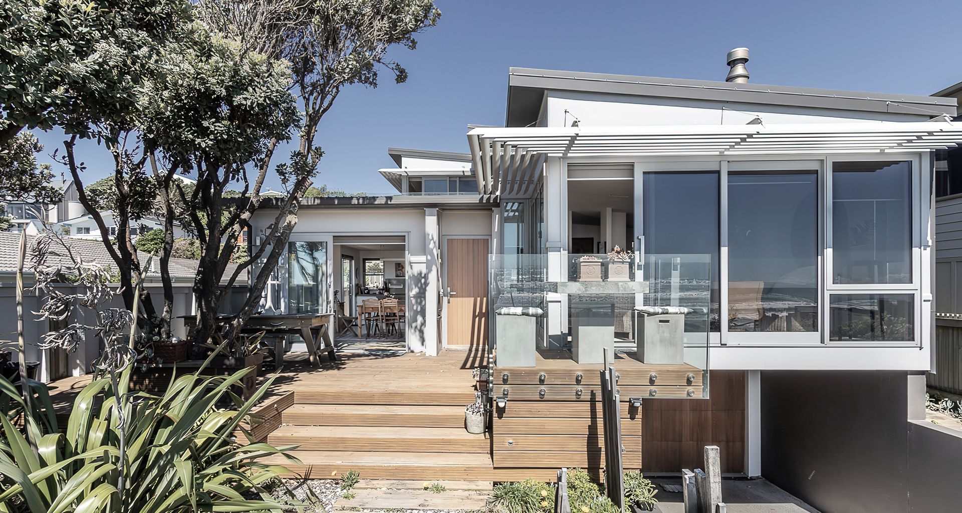 Beach Front House banner