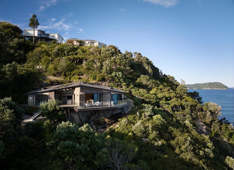 Cliff Hanger House