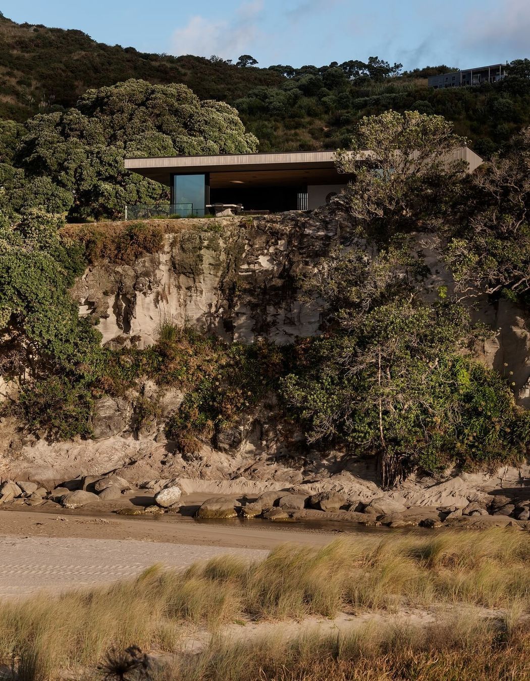 Clifftop-House-5-v2.jpg
